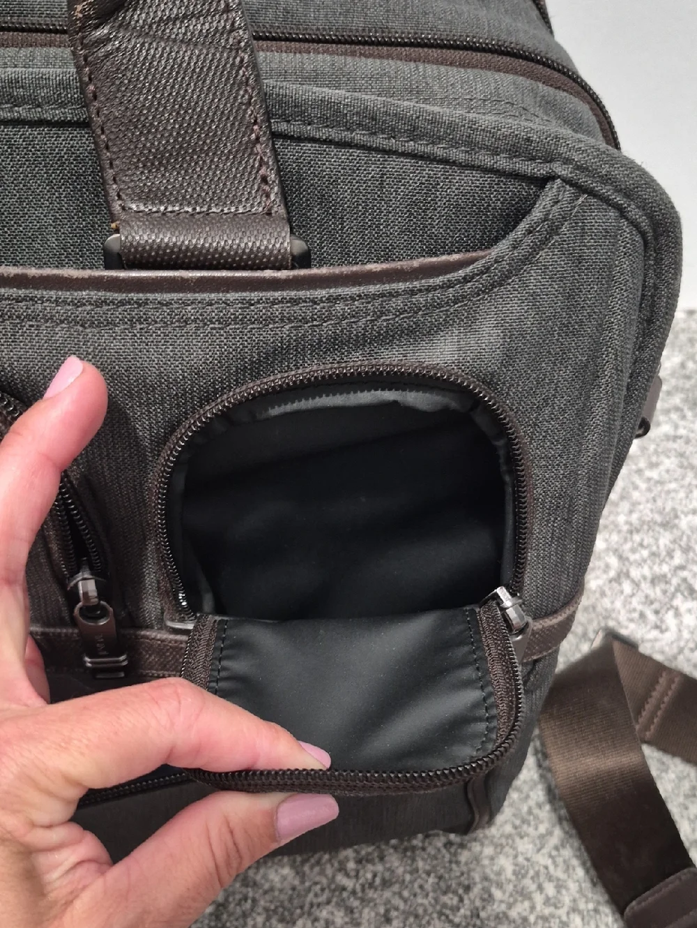 Tumi removable sleeve
